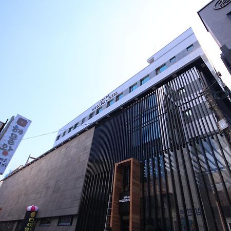 The Club Hotel Seomyeon Пусан Екстериор снимка