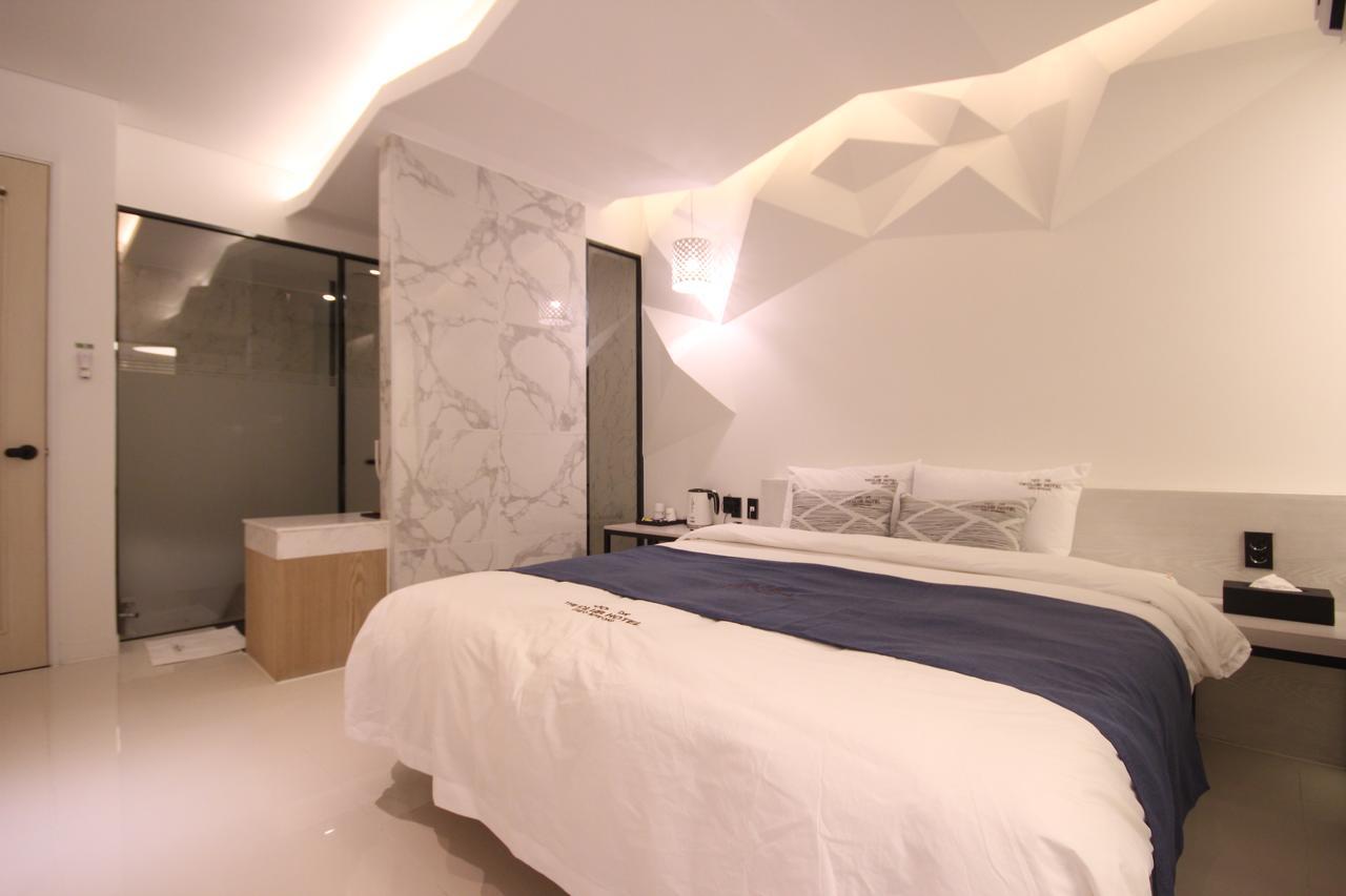 The Club Hotel Seomyeon Пусан Екстериор снимка