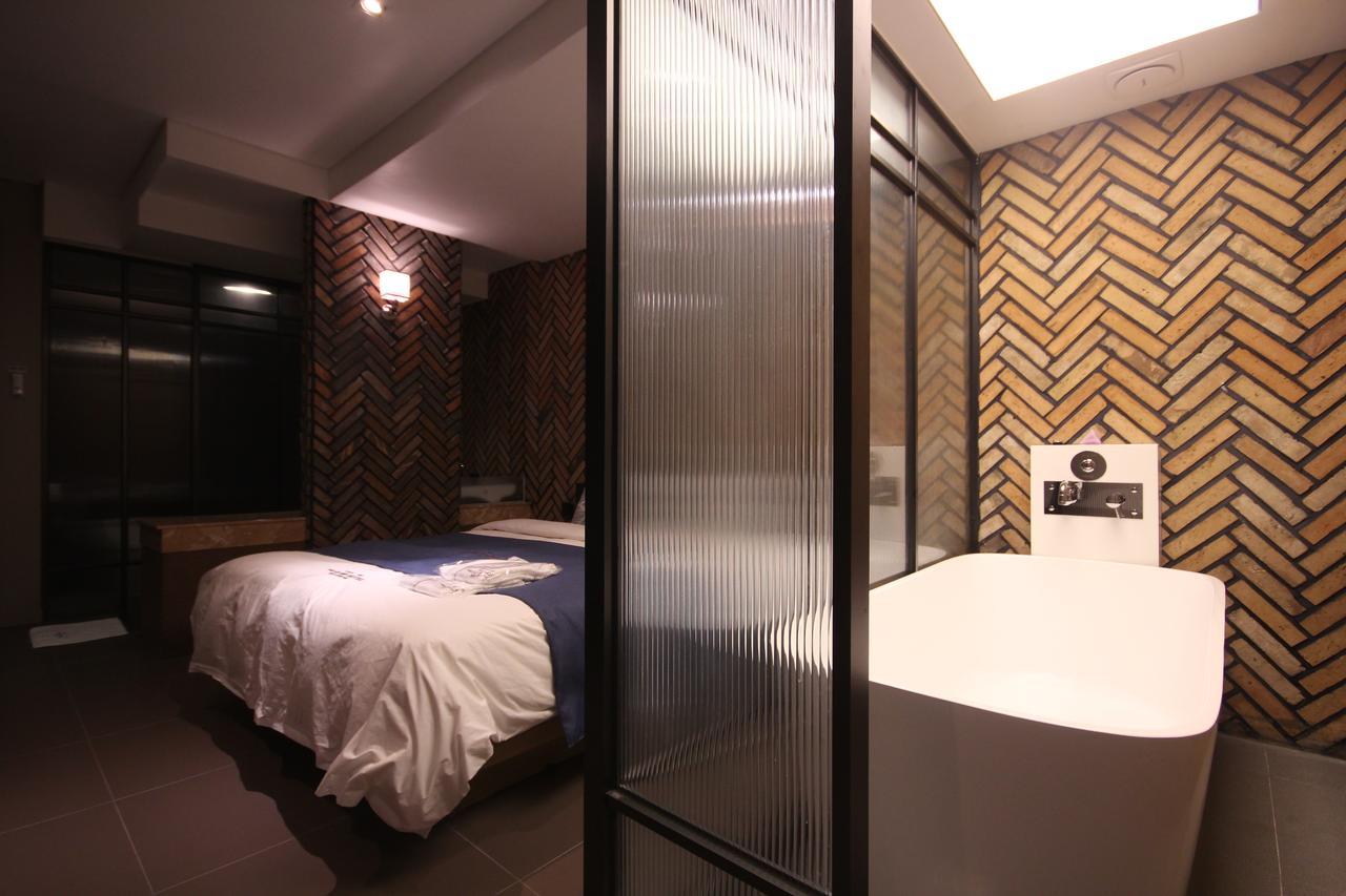 The Club Hotel Seomyeon Пусан Екстериор снимка
