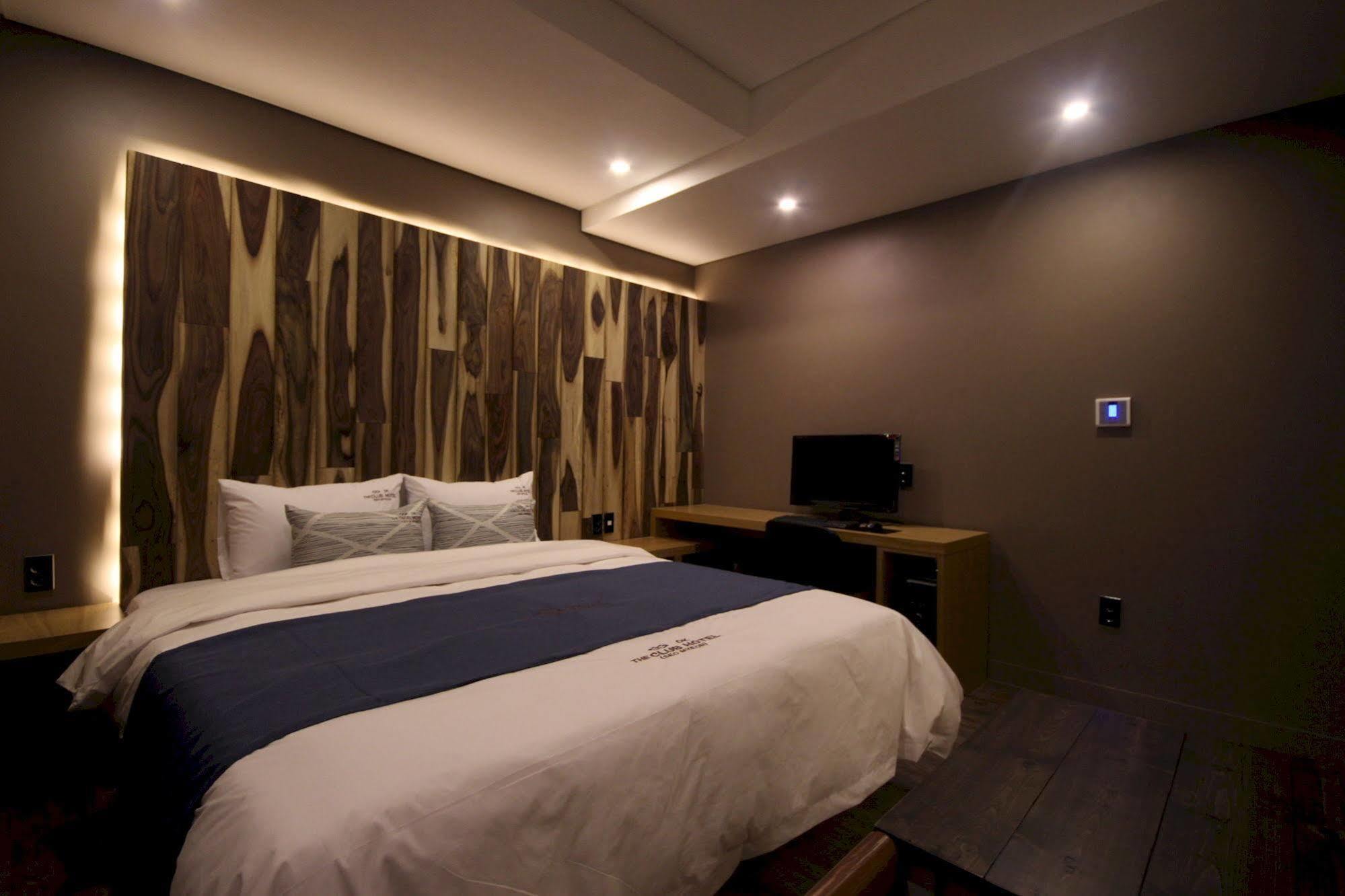 The Club Hotel Seomyeon Пусан Екстериор снимка
